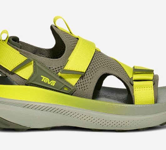 Men's TEVA Aventrail Trail Running Sandals in Deep Lichen Green/Sulphur Springs, Size 13